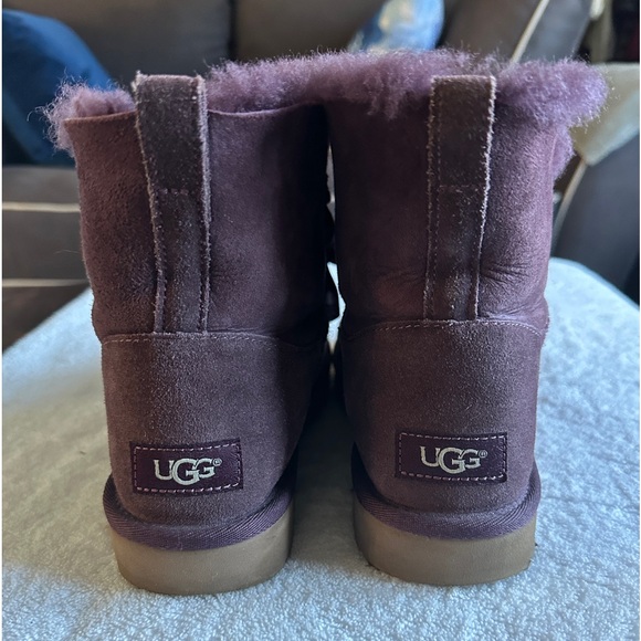 Ugg Gita bow boots - Picture 3 of 6